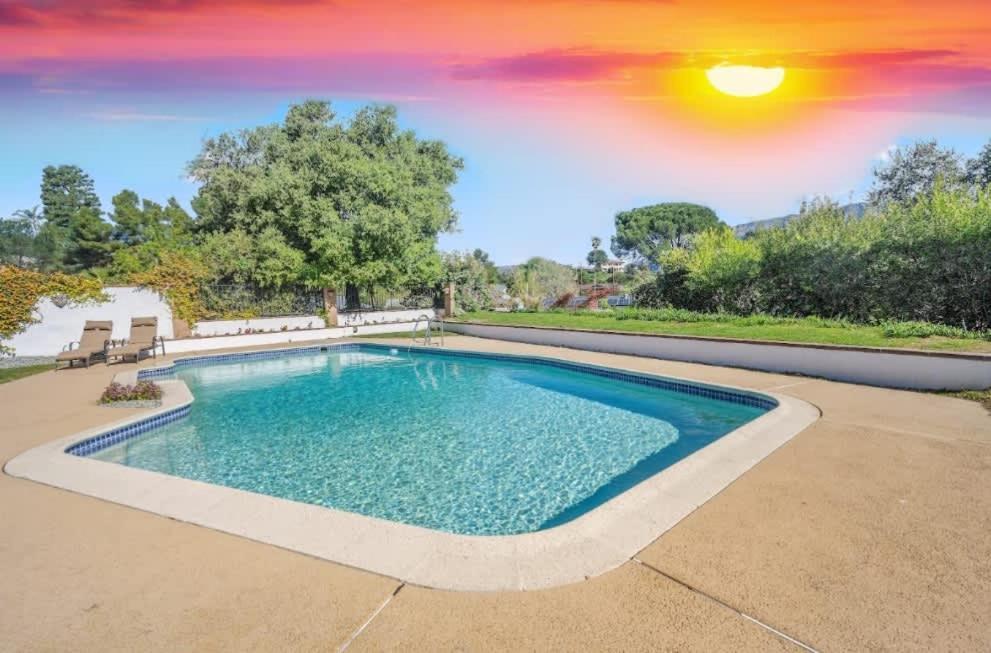 Holiday home Wexford Hills Poolside Haven Backyard Bbq Los Angeles